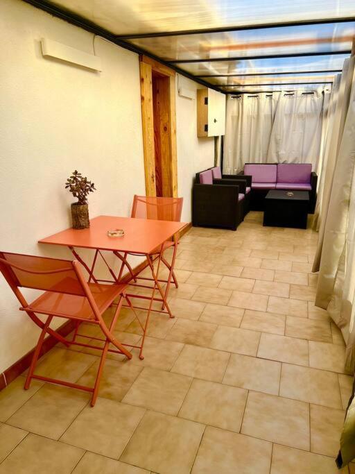 Nicolas Appartement *